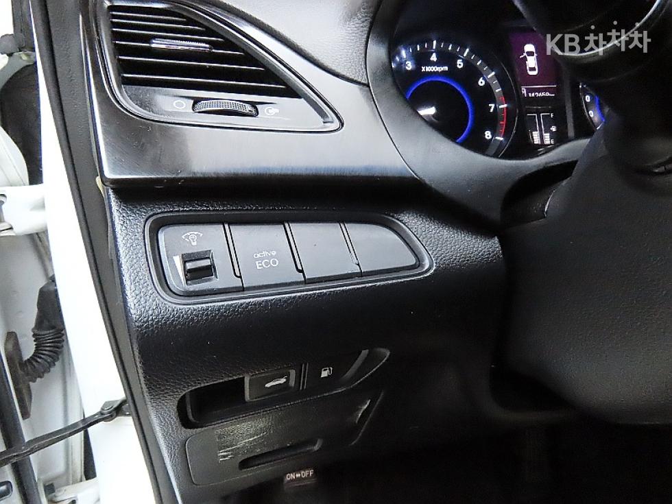 Hyundai Grandeur — miniaturë 12