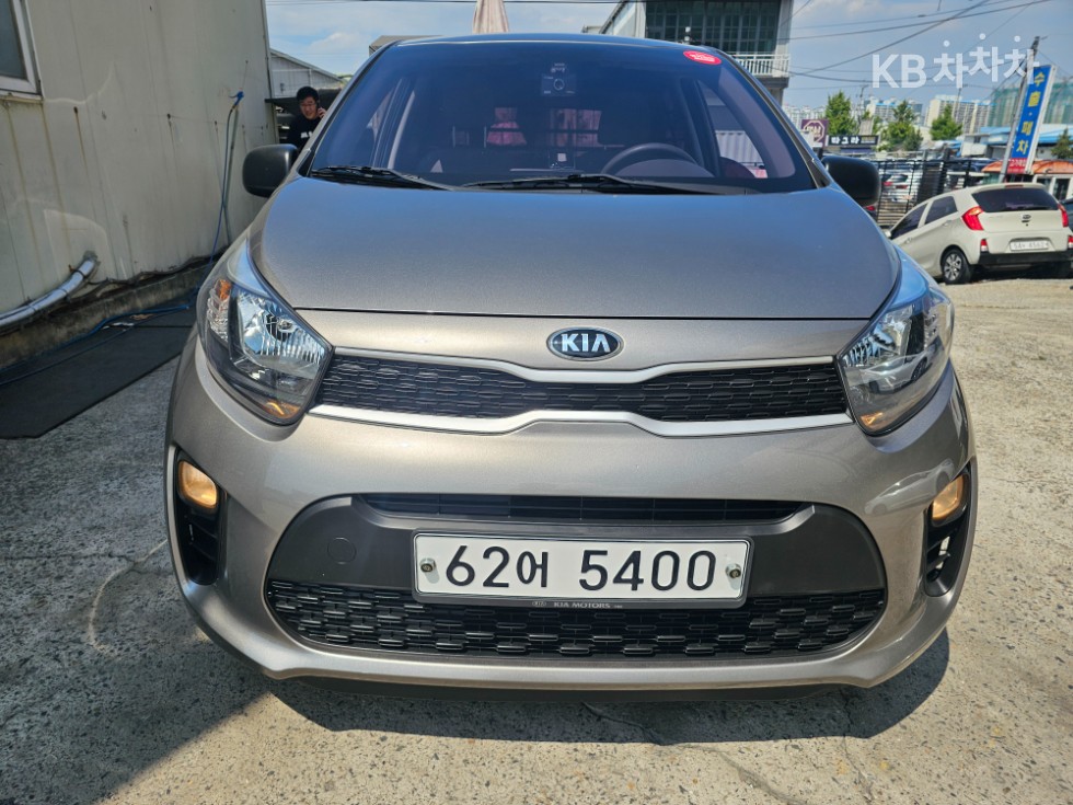 Kia BASE MODEL — фото 1