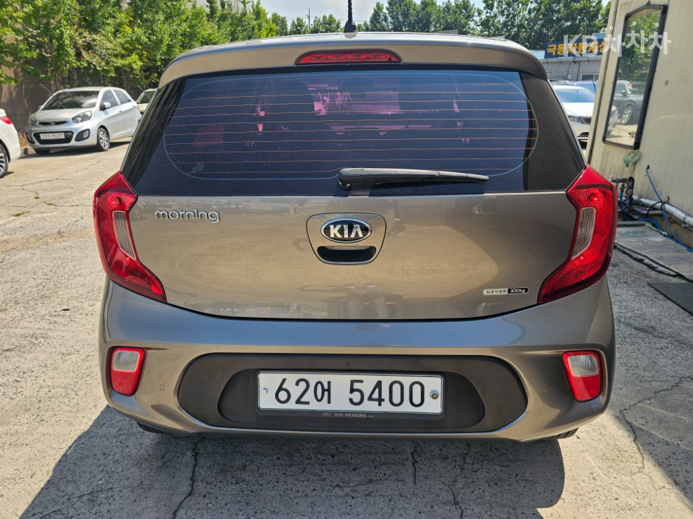 Kia BASE MODEL — фото 3