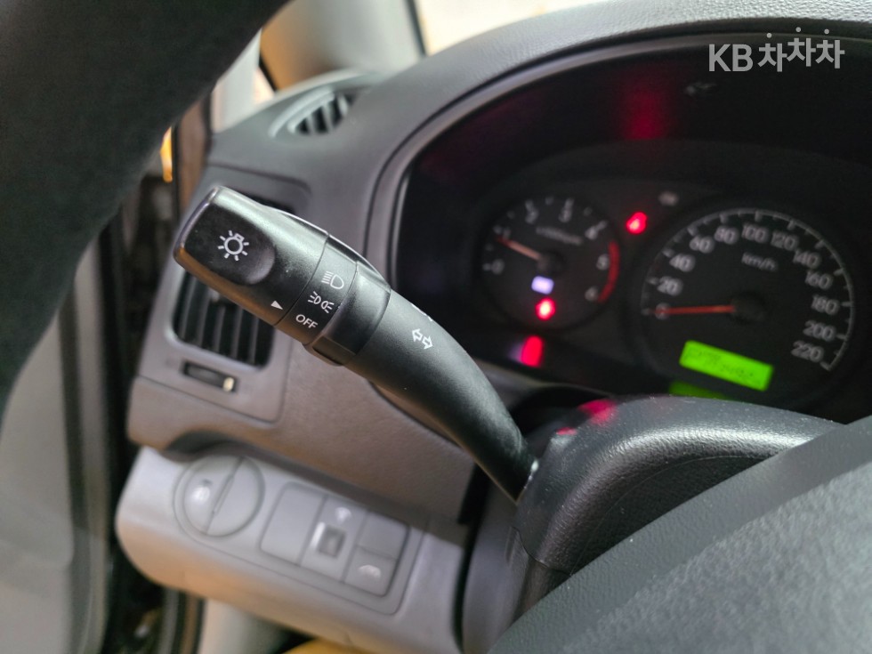 Hyundai Starex — miniaturë 15