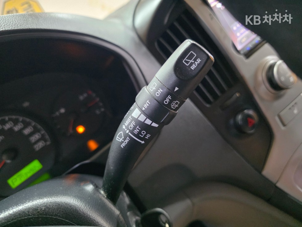 Hyundai Starex — miniaturë 16