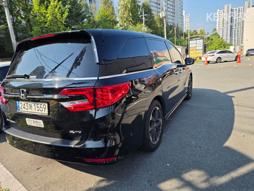 Honda Odyssey — miniaturë 4