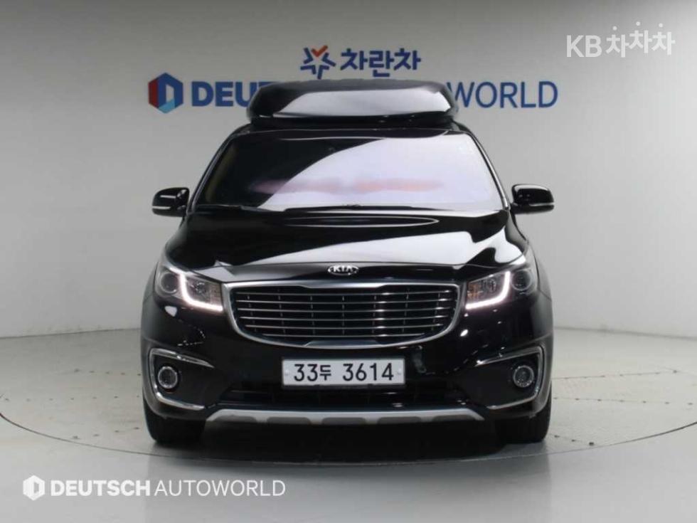 Kia Carnival — miniaturë 3