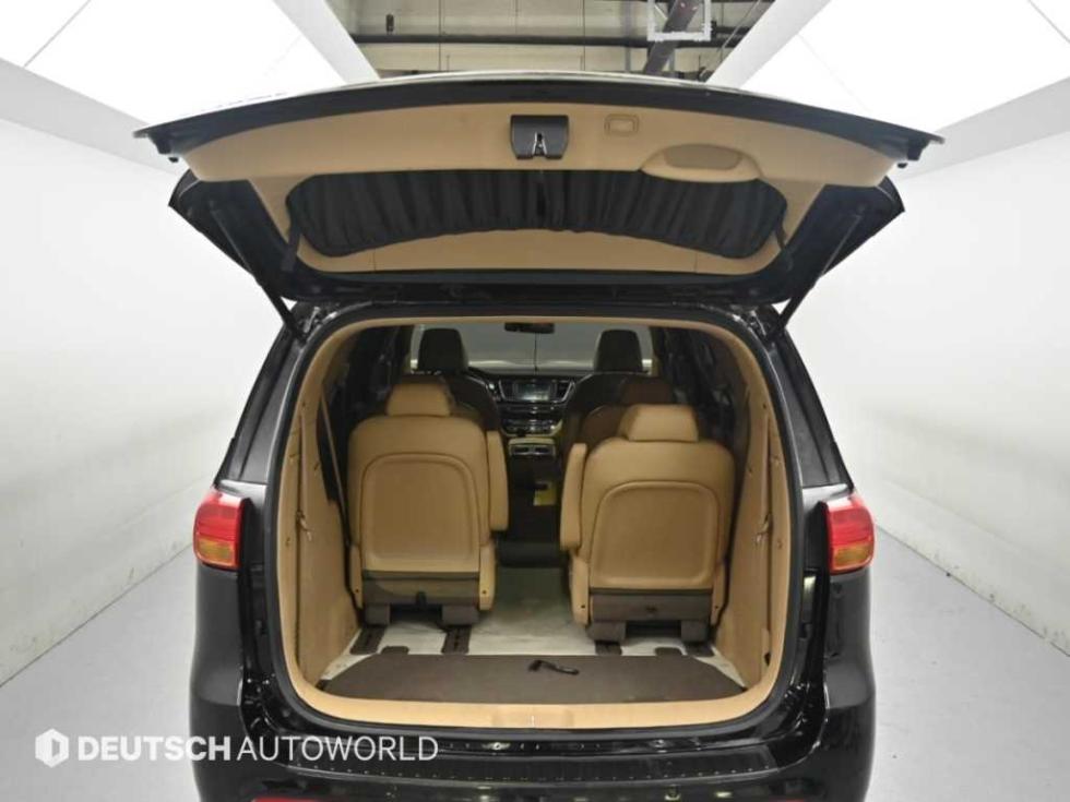Kia Carnival — miniaturë 19