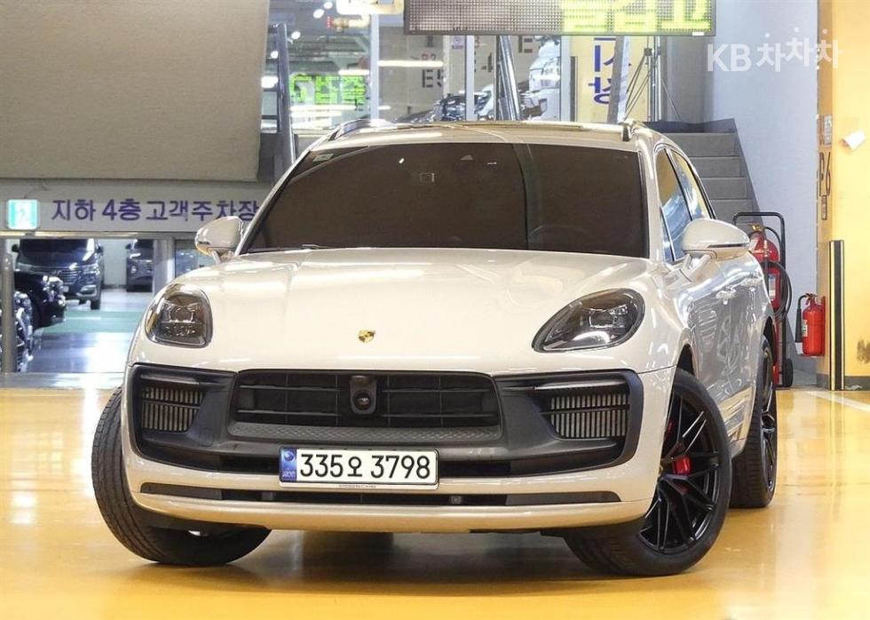 Porsche Macan — miniaturë 2