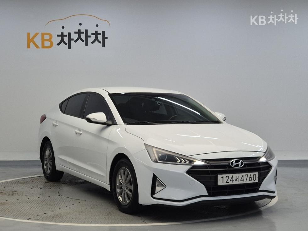 Hyundai Avante — miniaturë 4