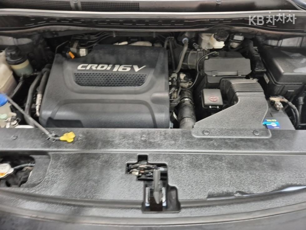 Kia Carnival — miniaturë 5