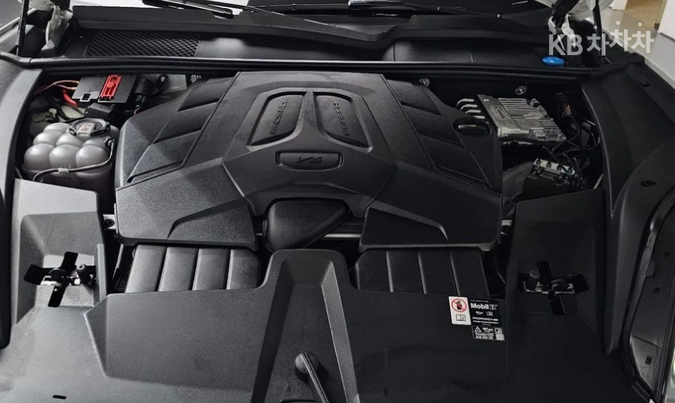 Porsche Cayenne — miniaturë 7