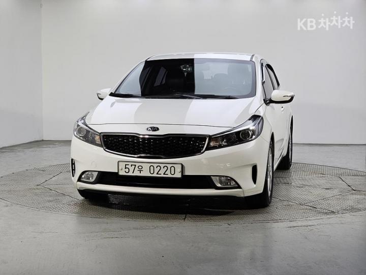 Kia K3 Trendy — foto 1