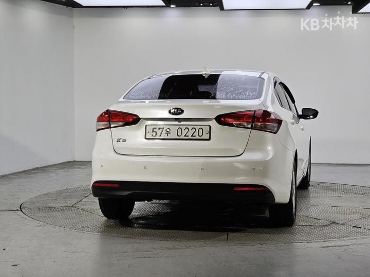 Kia K3 — miniaturë 4