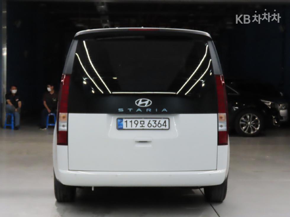 Hyundai Staria — miniaturë 3