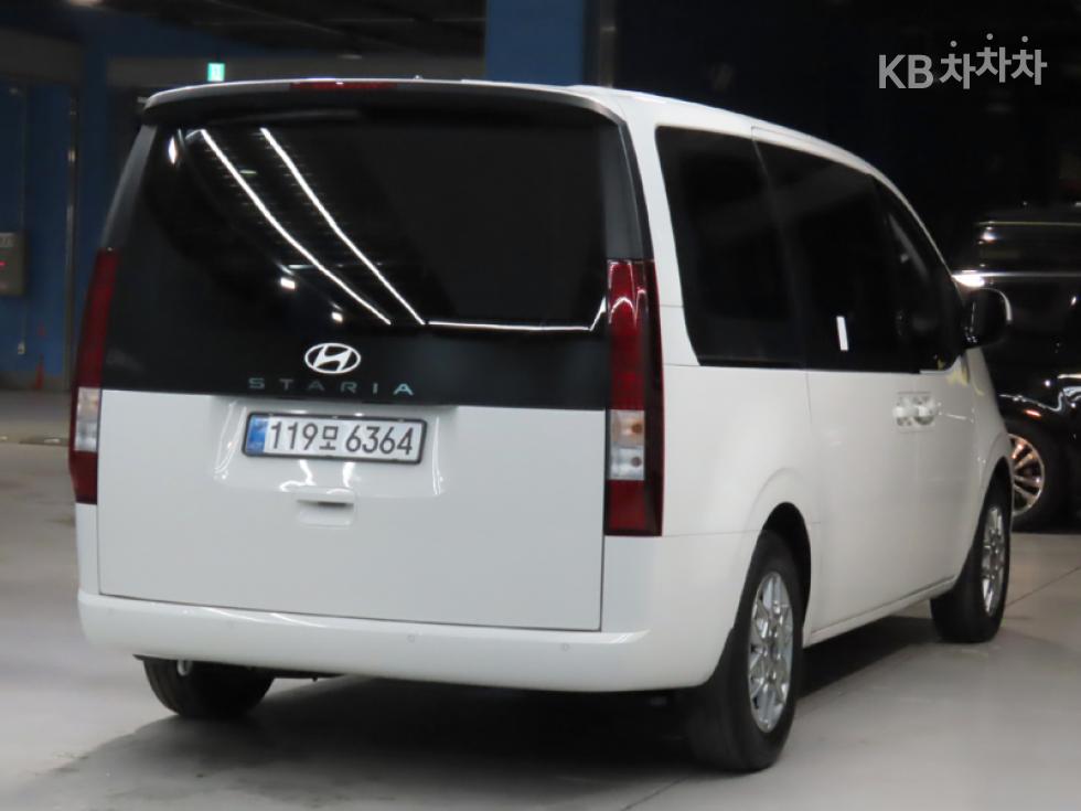 Hyundai Staria — miniaturë 4