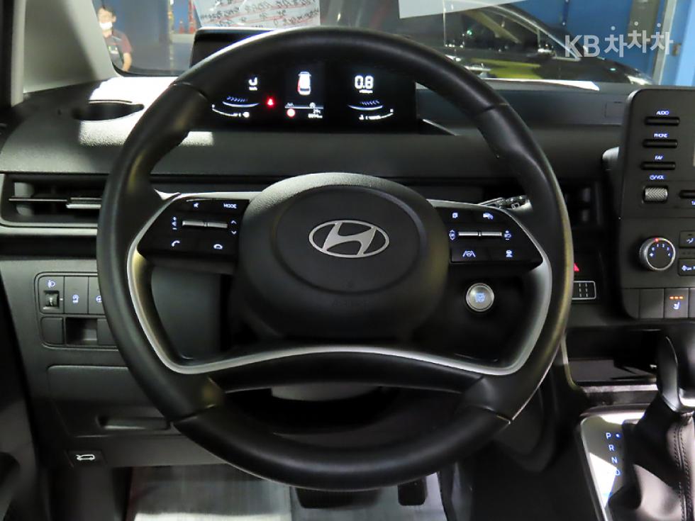 Hyundai Staria — miniaturë 10