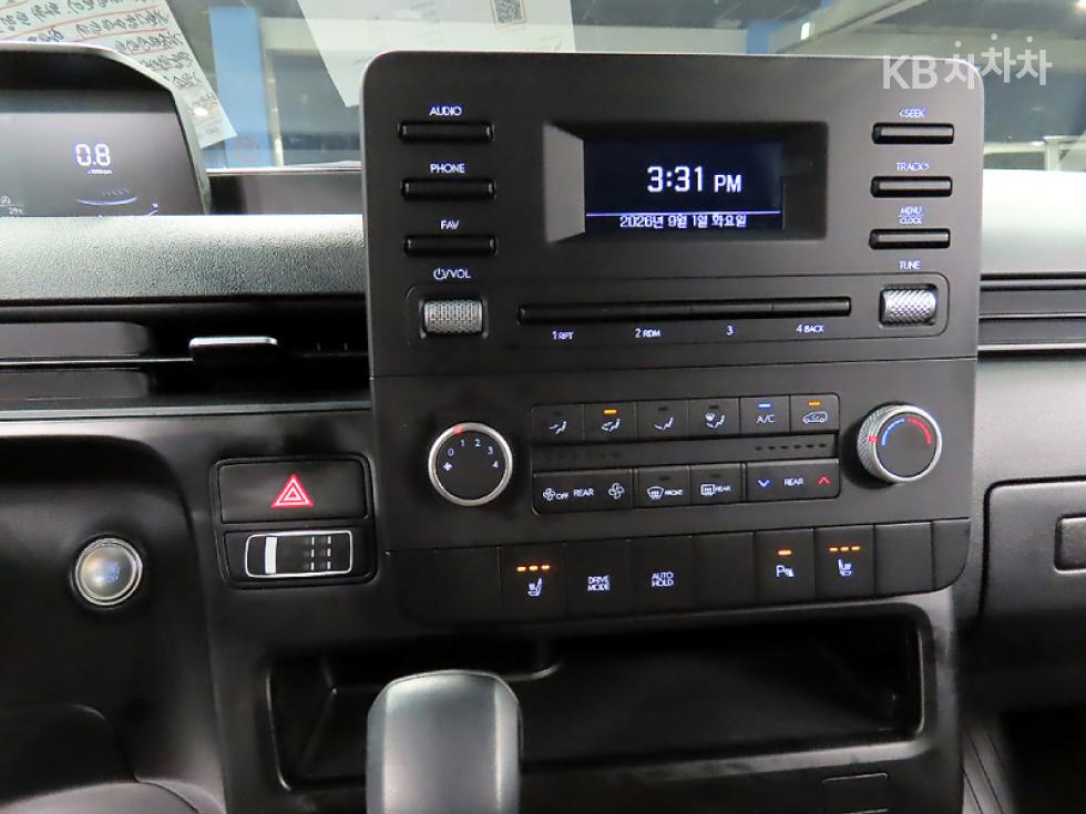 Hyundai Staria — miniaturë 12