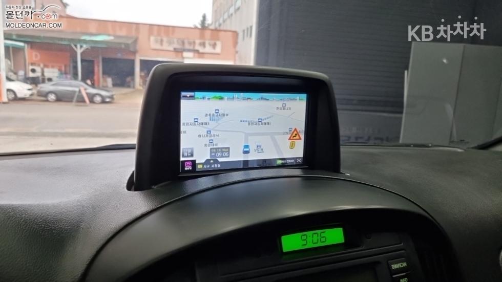 Hyundai Starex — miniaturë 12