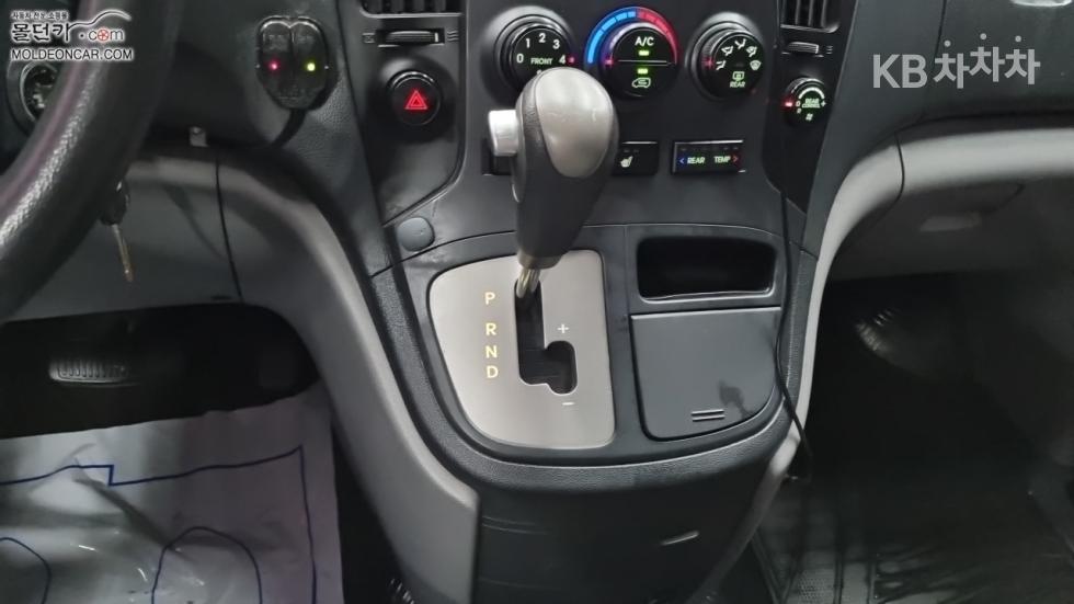 Hyundai Starex — miniaturë 14
