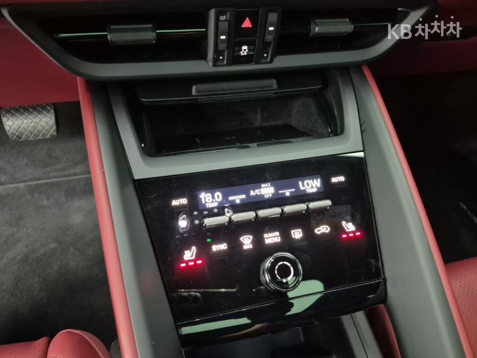 Porsche Macan — miniaturë 10