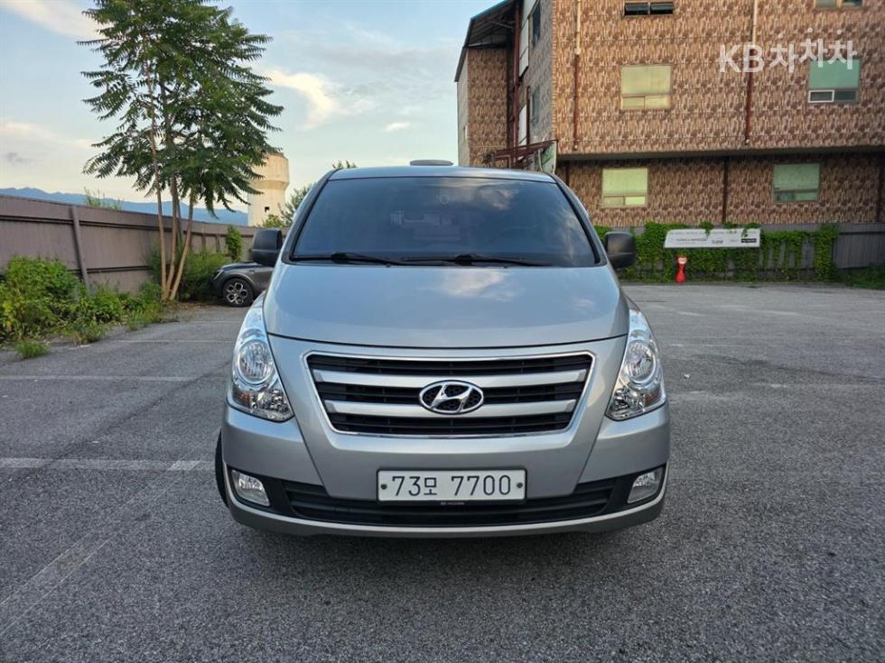 Hyundai Starex — miniaturë 2