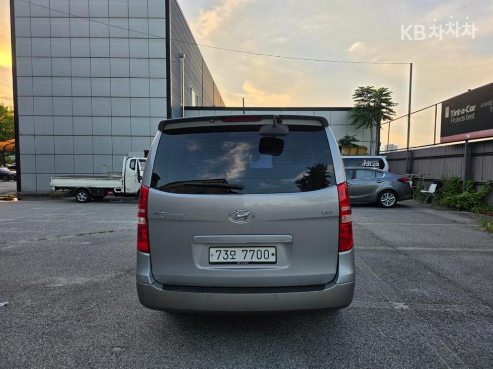 Hyundai Starex — miniaturë 3