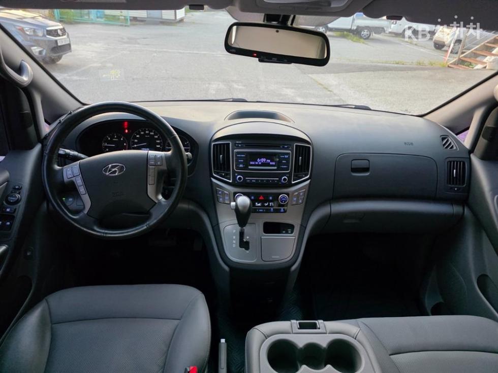 Hyundai Starex — miniaturë 8