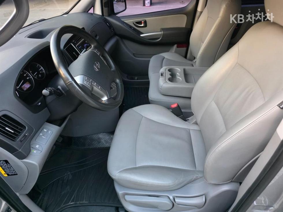 Hyundai Starex — miniaturë 9