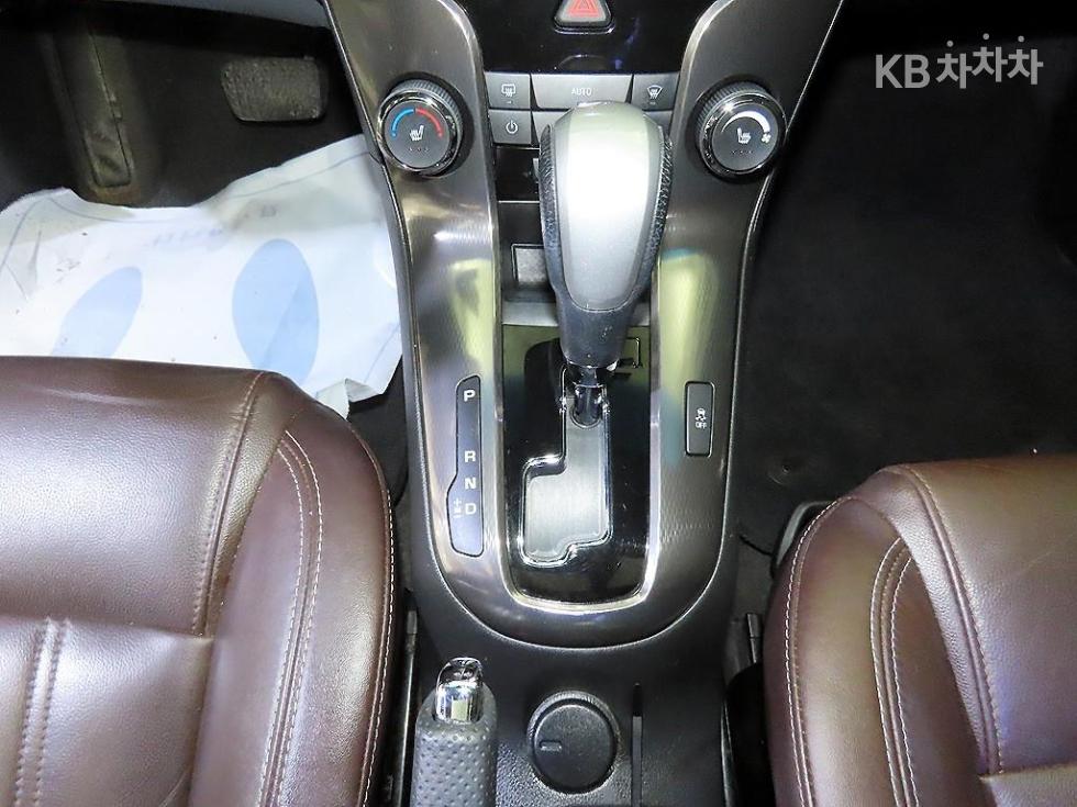 Chevrolet Cruze — miniaturë 12