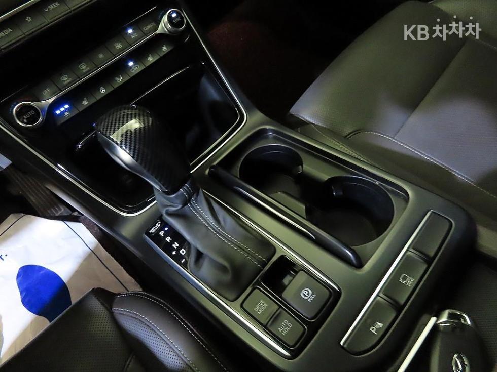 Hyundai Grandeur — miniaturë 12
