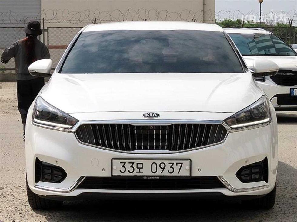 Kia K7