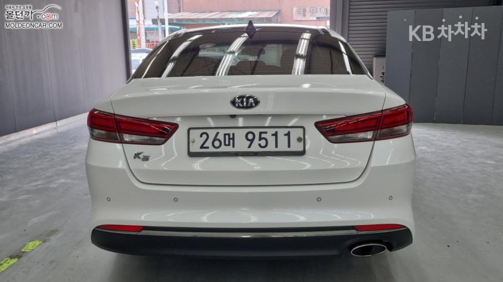Kia K5 — miniaturë 4