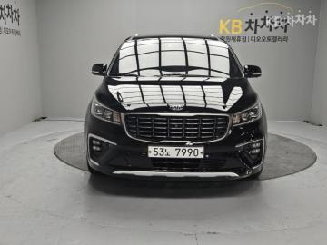 Kia Carnival 9인승 2.2 디젤 노블레스 스페셜 — foto 1