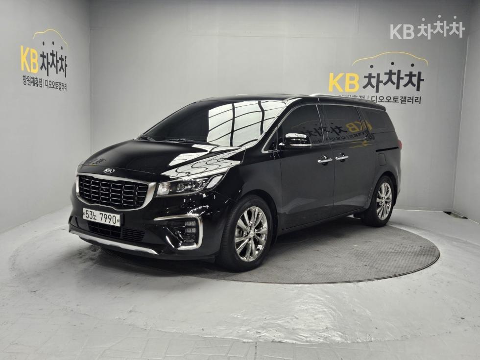 Kia Carnival — miniaturë 2