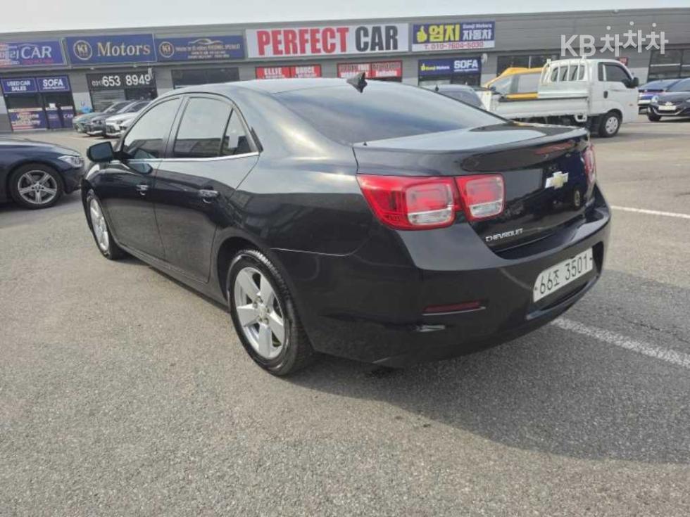 Chevrolet Malibu — miniaturë 4