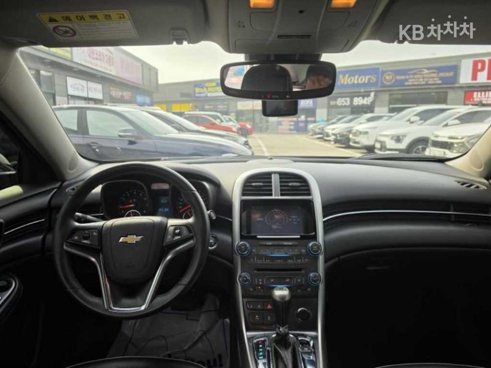 Chevrolet Malibu — miniaturë 7