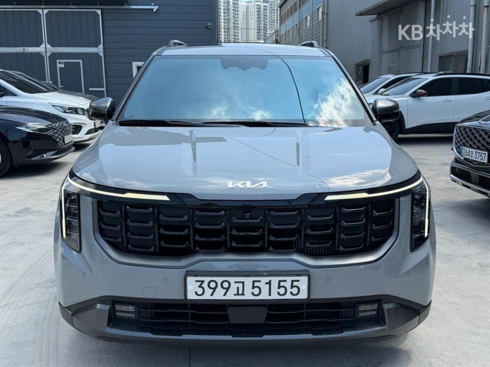 Kia Carnival — miniaturë 2