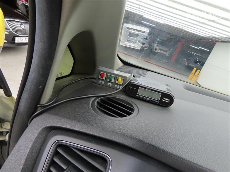 Kia Carnival — miniaturë 12
