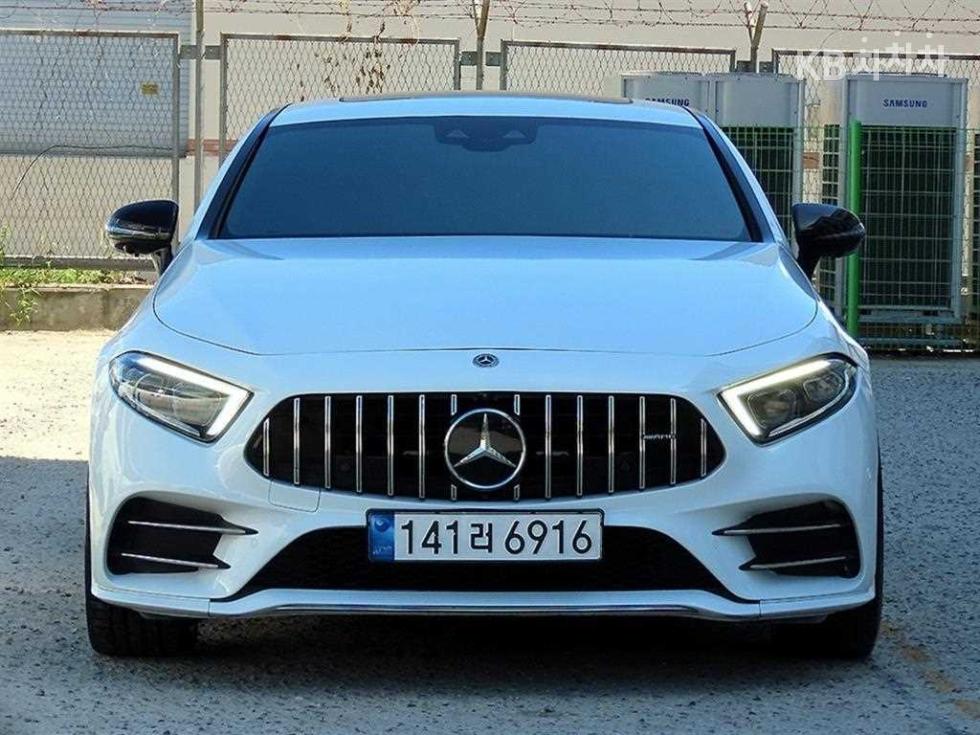 Mercedes-Benz CLS-Class