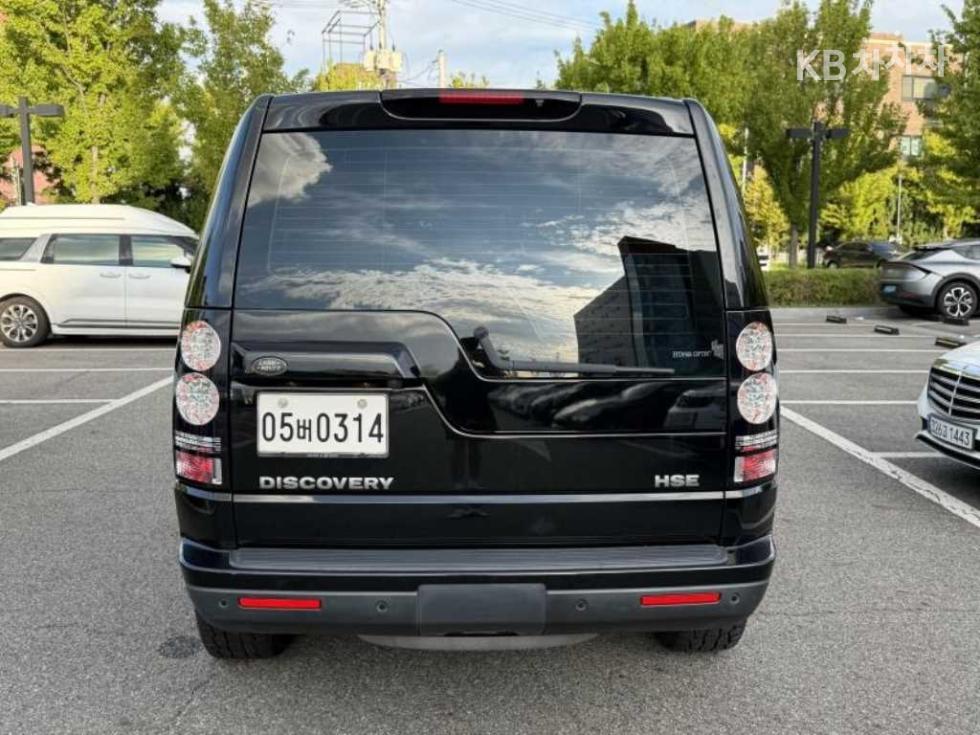 Land Rover Discovery — miniaturë 4