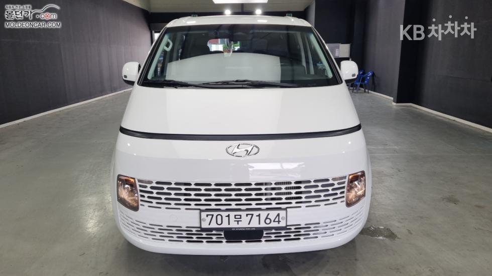 Hyundai Staria — miniaturë 3