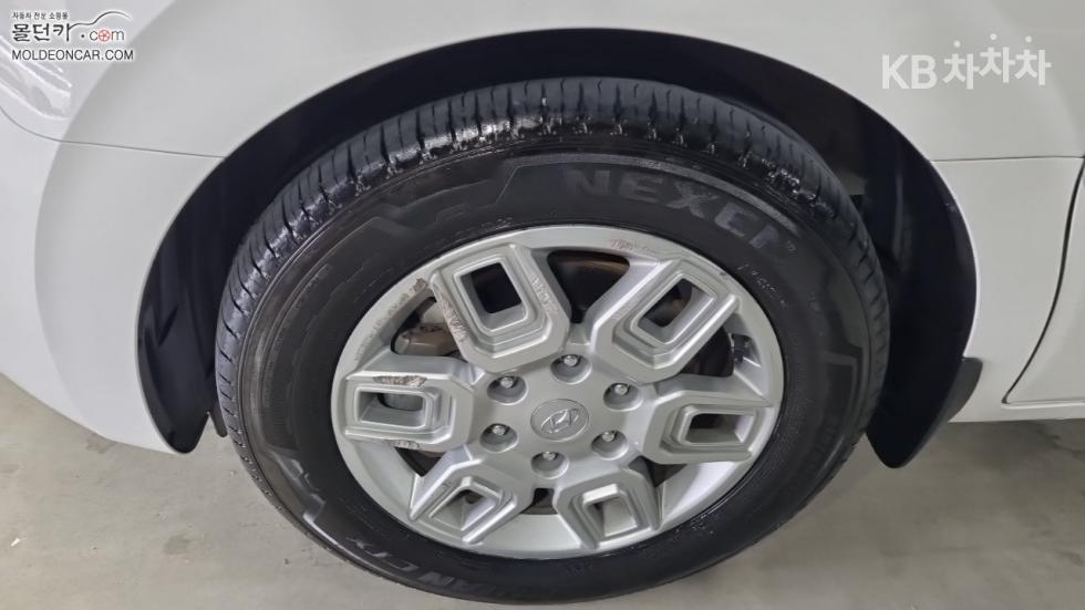 Hyundai Staria — miniaturë 6