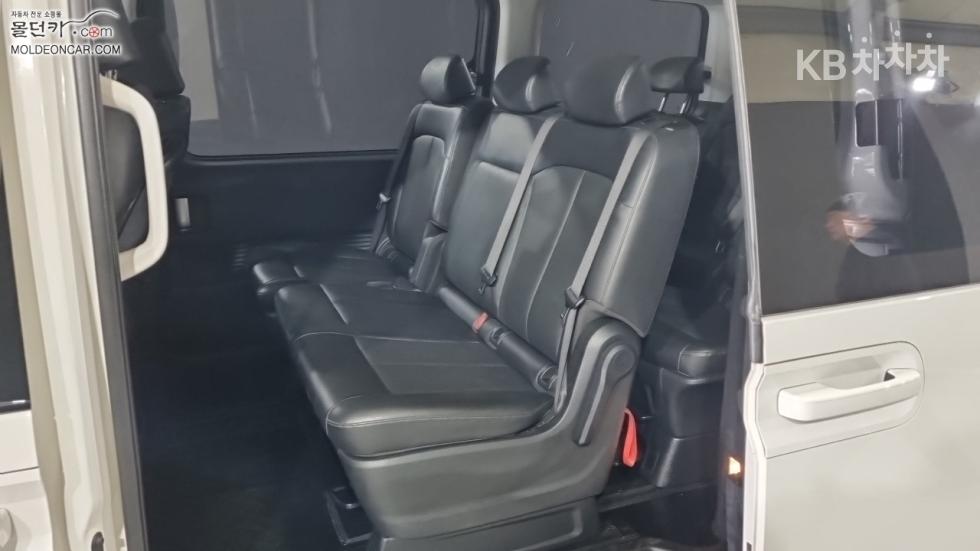 Hyundai Staria — miniaturë 10