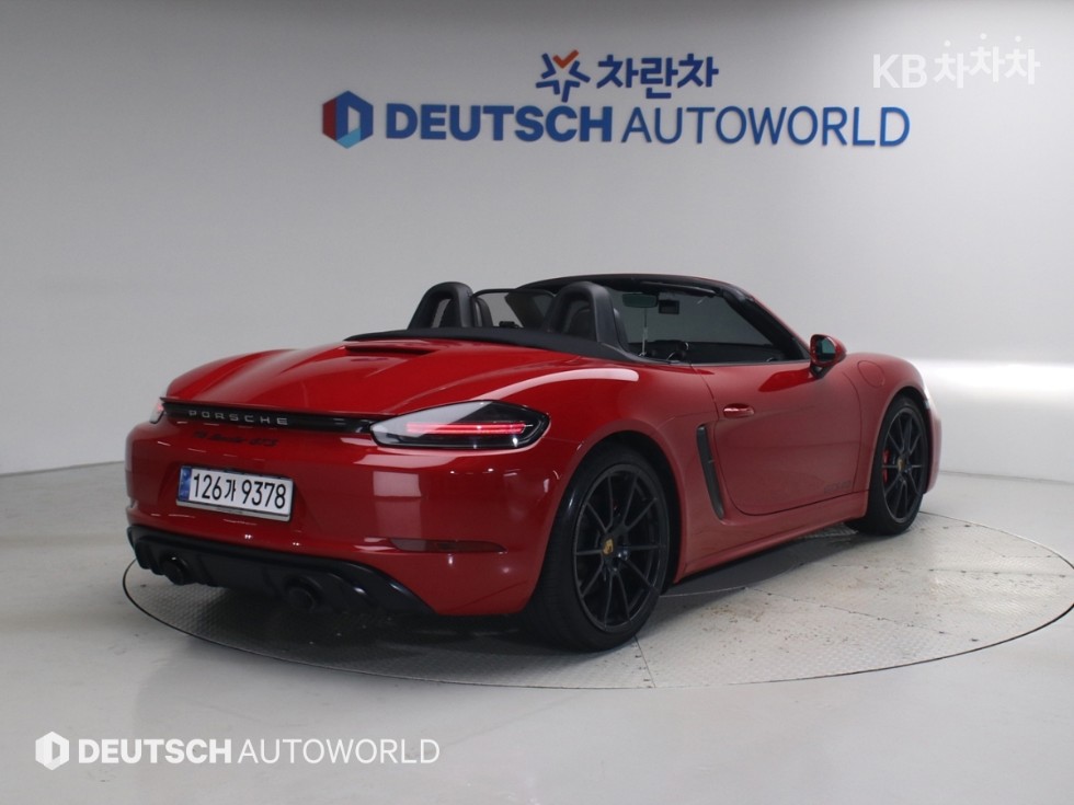 Porsche 718 — miniaturë 2