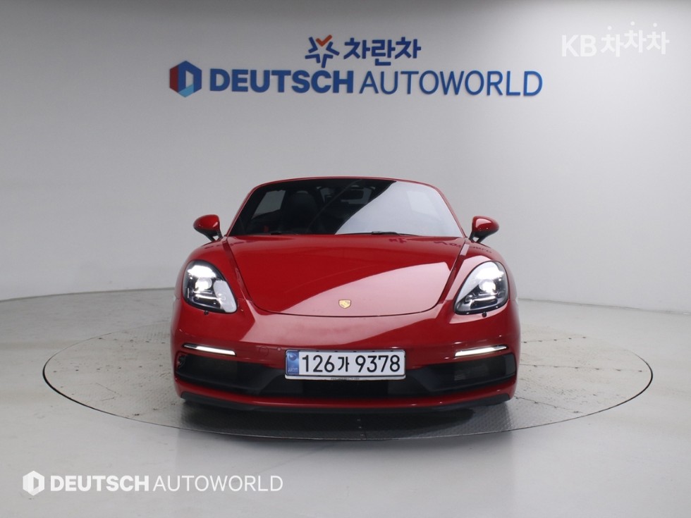 Porsche 718 — miniaturë 3