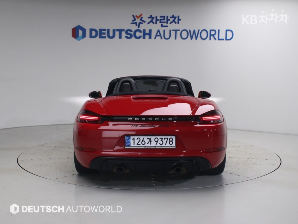 Porsche 718 — miniaturë 4