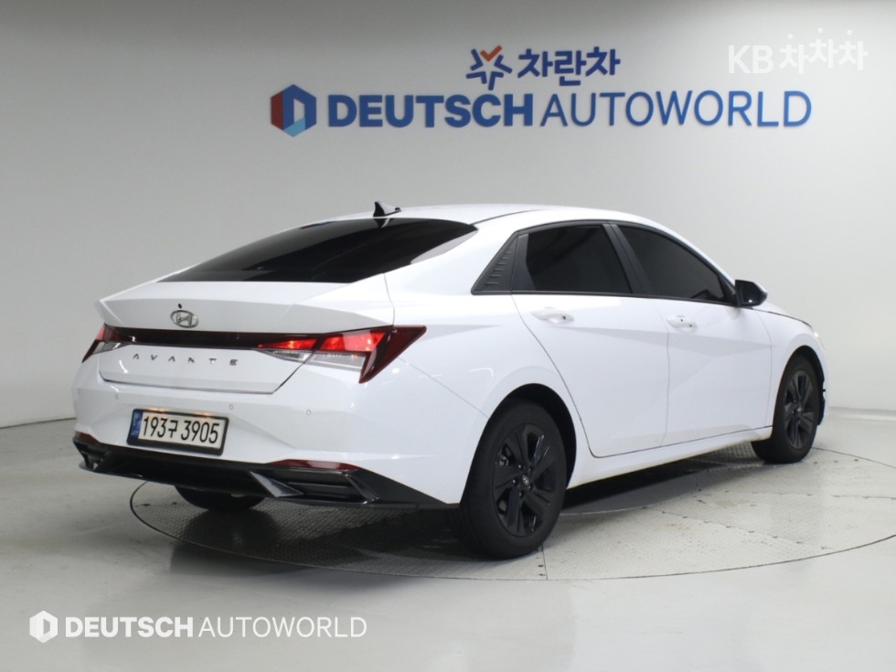 Hyundai Avante — miniaturë 2