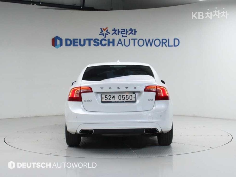 Volvo S60 — miniaturë 4
