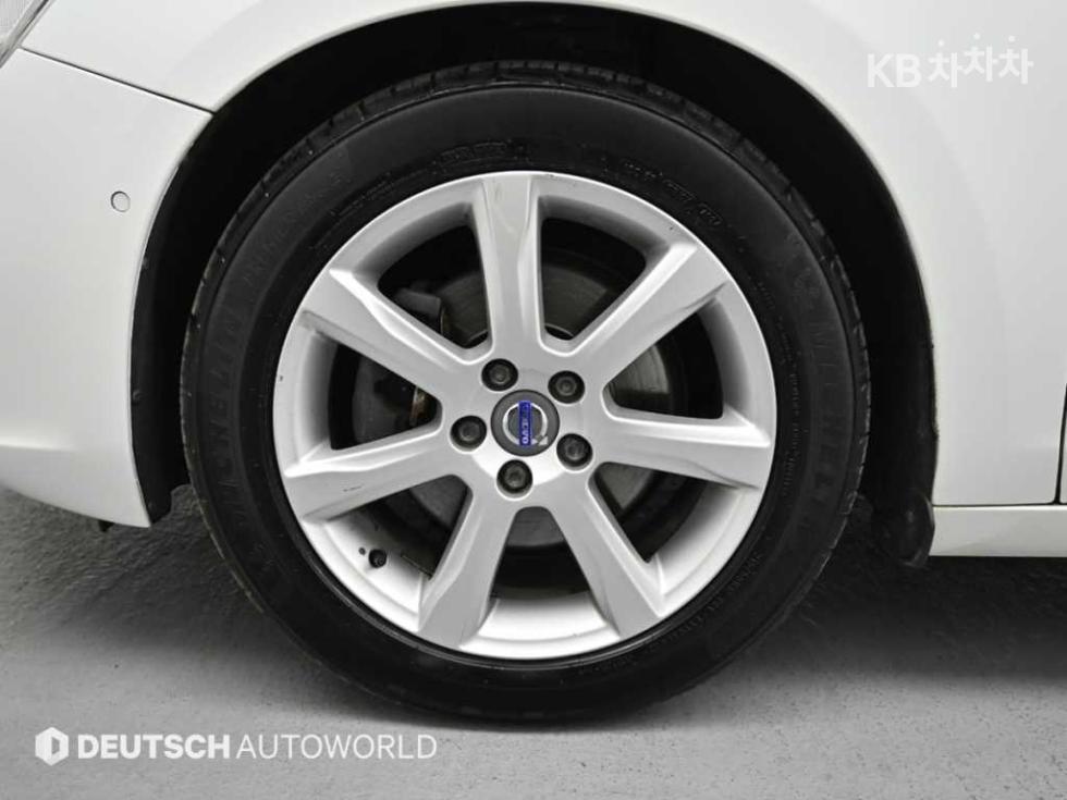 Volvo S60 — miniaturë 5