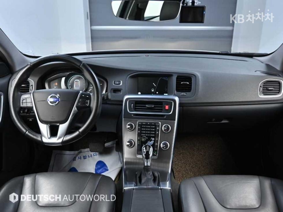 Volvo S60 — miniaturë 7