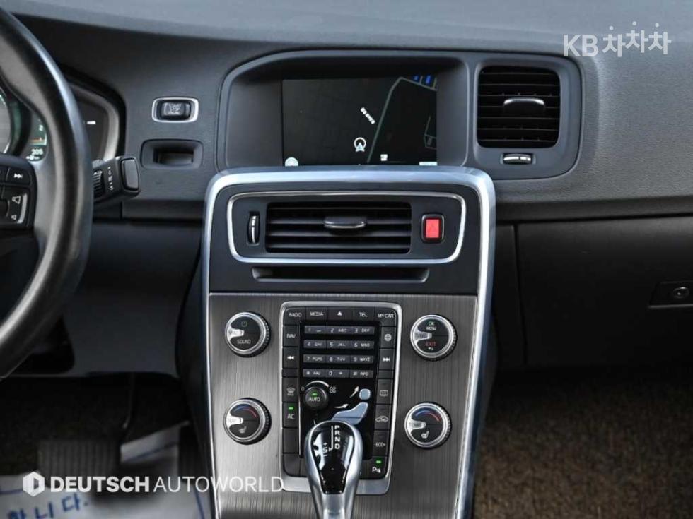 Volvo S60 — miniaturë 14