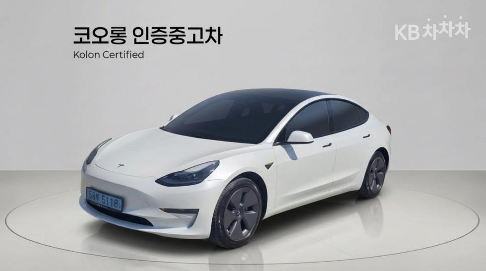 Tesla Model 3, 2022