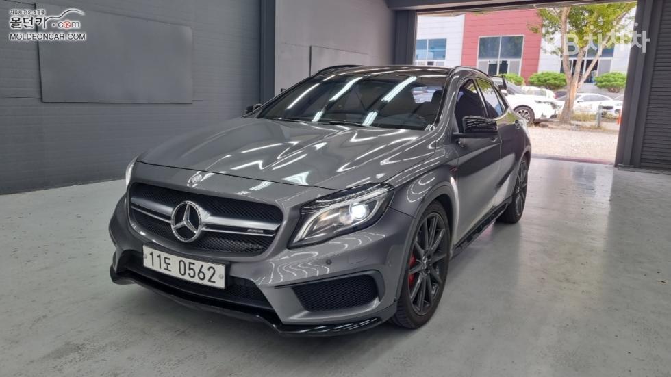 Mercedes-Benz GLA-Class